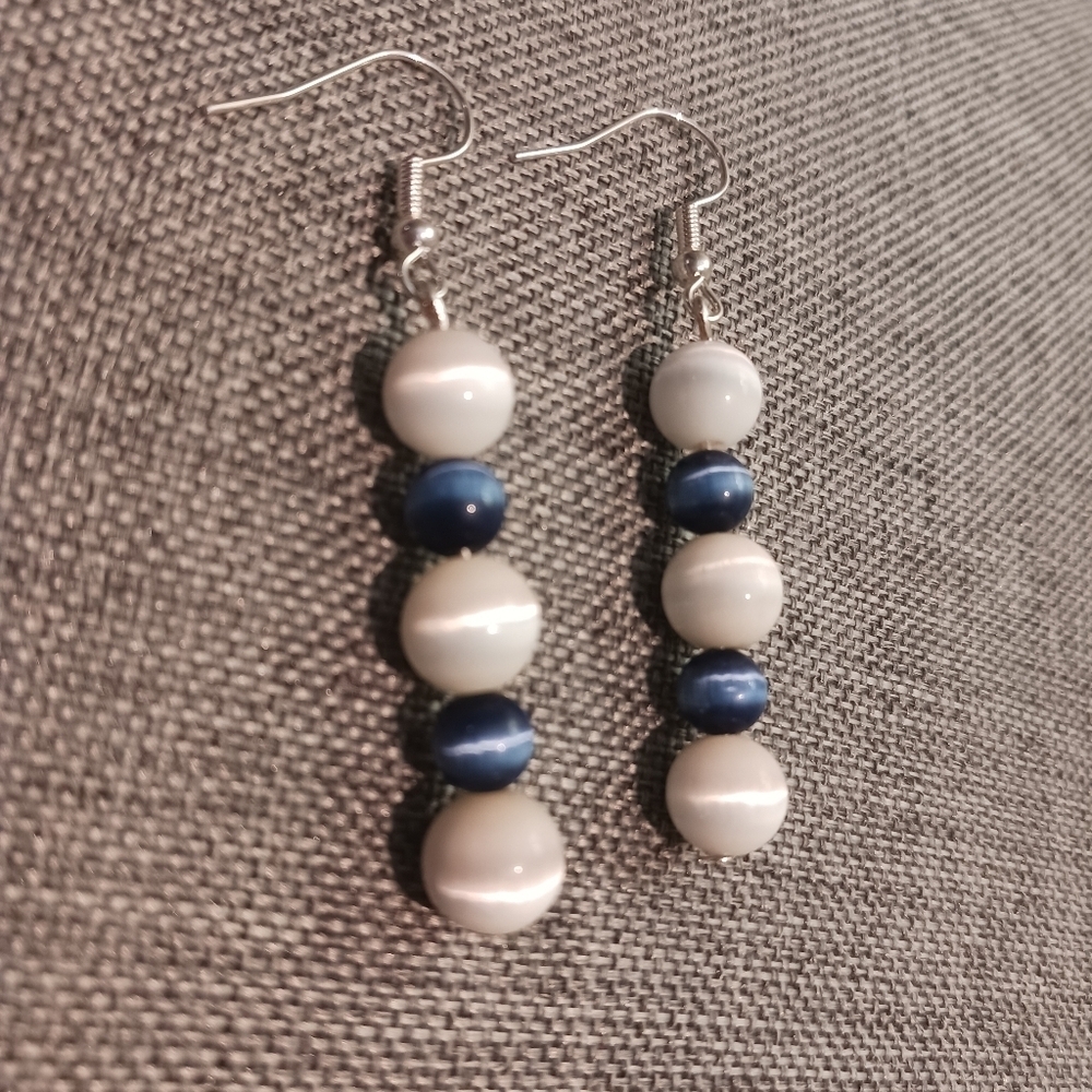 Dark Blue and White Earrings Cat's Eye Glass Retro Y2K - New Item (2")